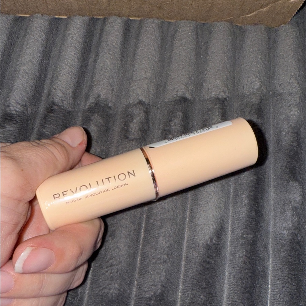 Revolution Concealer Stick in Cream